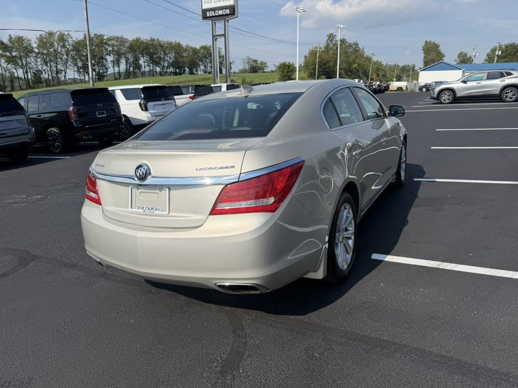Used 2016 Buick LaCrosse FWD image 6