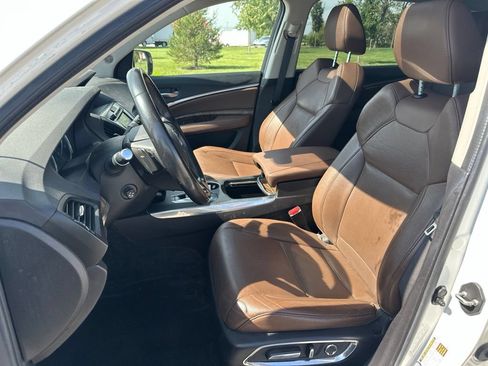 Used 2019 Acura MDX w/ Technology Package AWD/4WD image 16