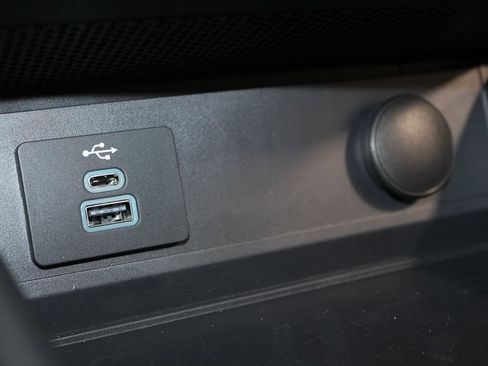 Used 2025 Ford Mustang Dark Horse image 38