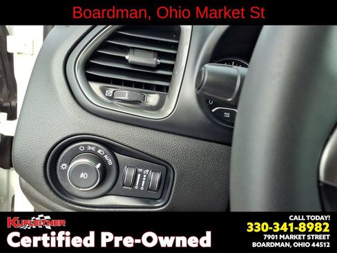 Used 2022 Jeep Renegade Latitude AWD/4WD image 27