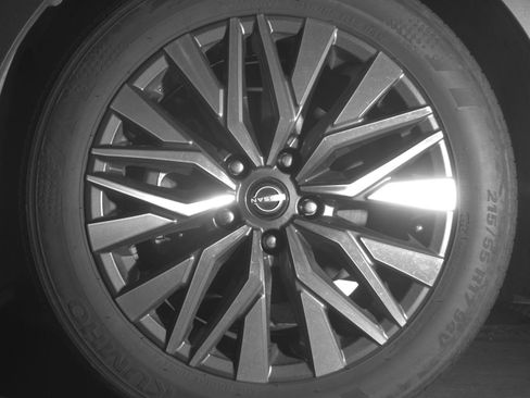 Used 2025 Nissan Altima 2.5 SV image 12