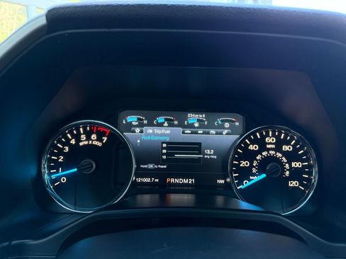 Used 2016 Ford F150 Lariat w/ Equipment Group 502A Luxury AWD/4WD image 48