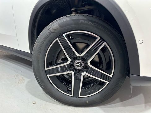 New 2026 Mercedes-Benz GLC 300 4MATIC image 9