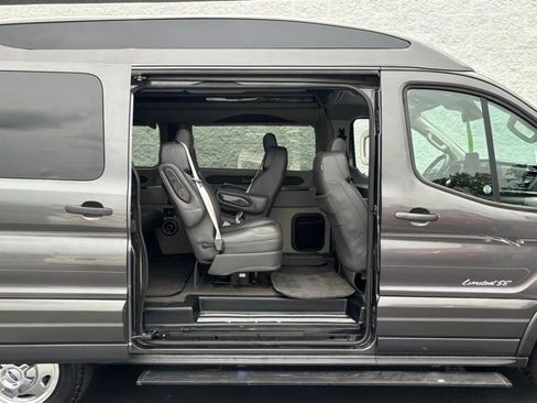 Used 2020 Ford Transit 150 Low Roof AWD w/ Exterior Upgrade Package image 7