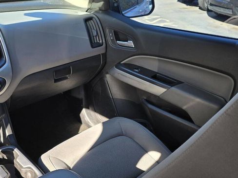 Used 2018 Chevrolet Colorado LT image 19