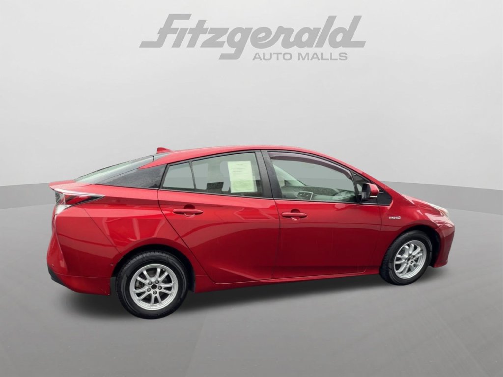 Used 2018 Toyota Prius Two w/ Prius Two Safety Plus Package FWD image 9