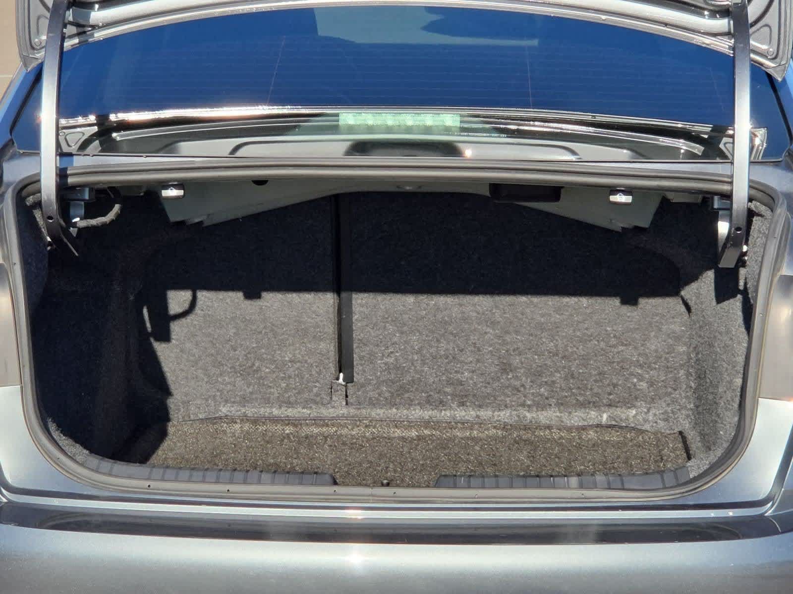 Used 2024 Volkswagen Jetta SE w/ Panoramic Sunroof Package FWD image 35