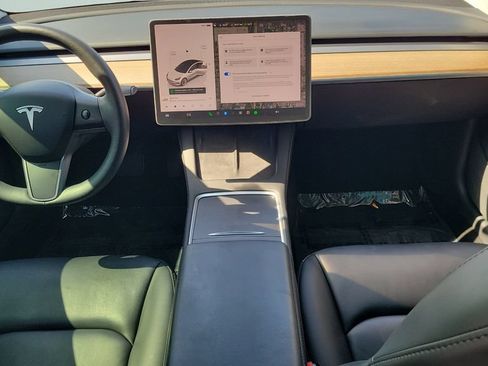Used 2023 Tesla Model 3 Standard Range RWD image 11