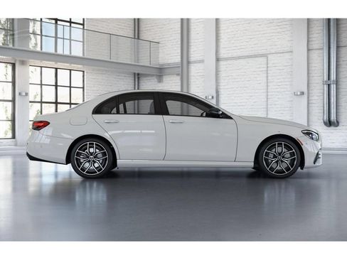 Used 2021 Mercedes-Benz E 350 4MATIC Sedan image 17