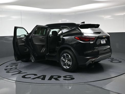 Used 2024 Chevrolet Blazer LT w/ Convenience Package FWD image 28
