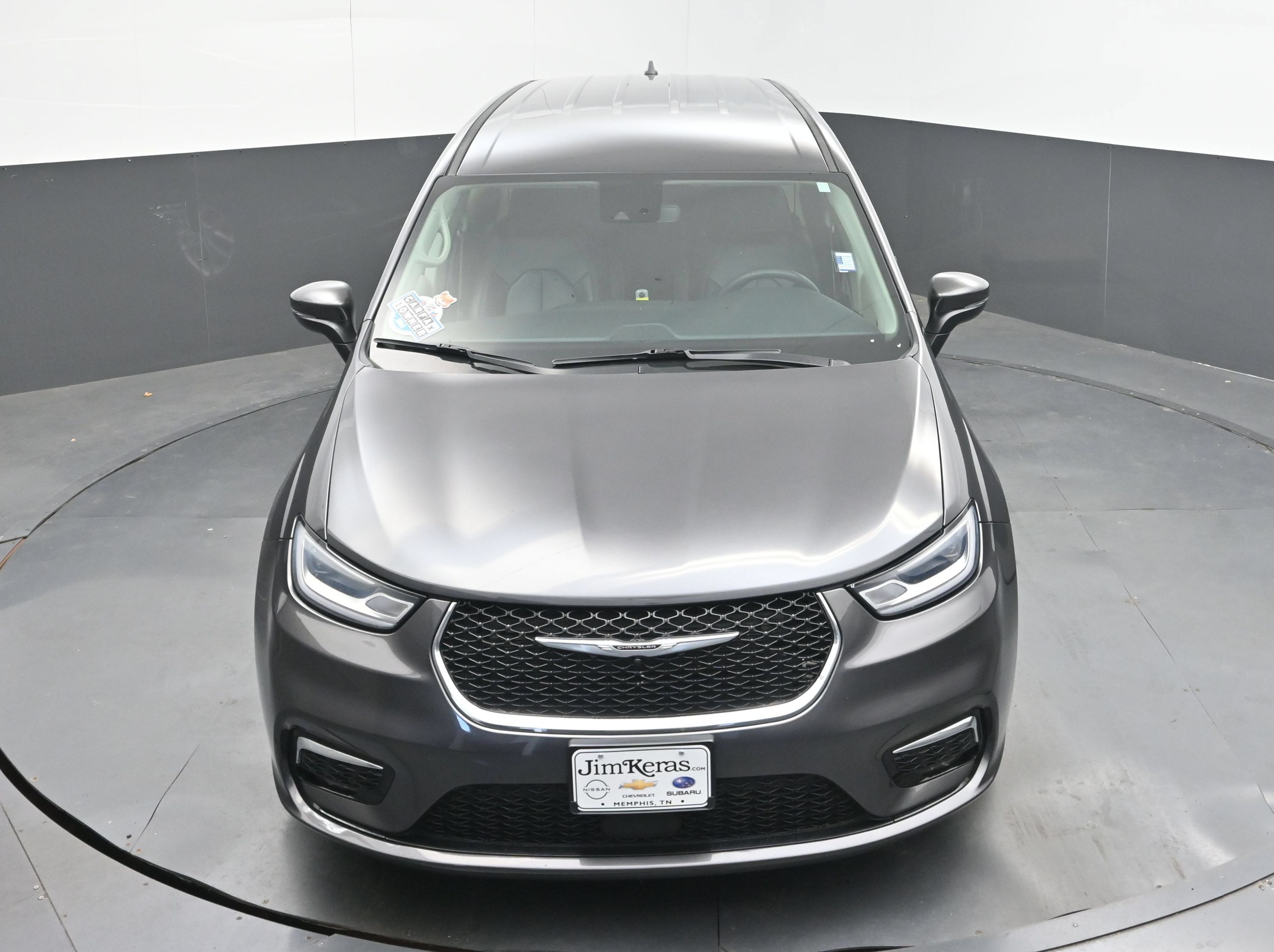 Used 2023 Chrysler Pacifica Touring-L FWD image 33