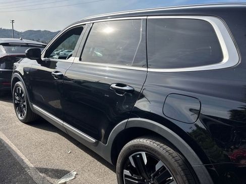 Used 2024 Kia Telluride SX Prestige image 3