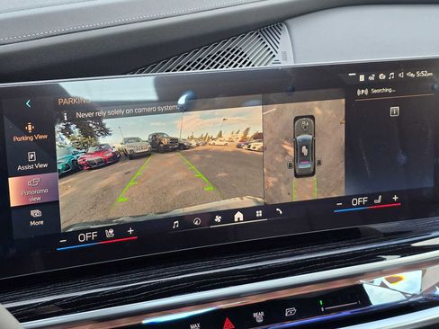 Used 2025 BMW 750e xDrive w/ Executive Package image 28