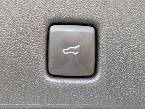 Certified 2025 Ford Escape Platinum image 15