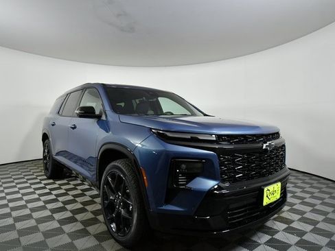 New 2026 Chevrolet Traverse RS image 8
