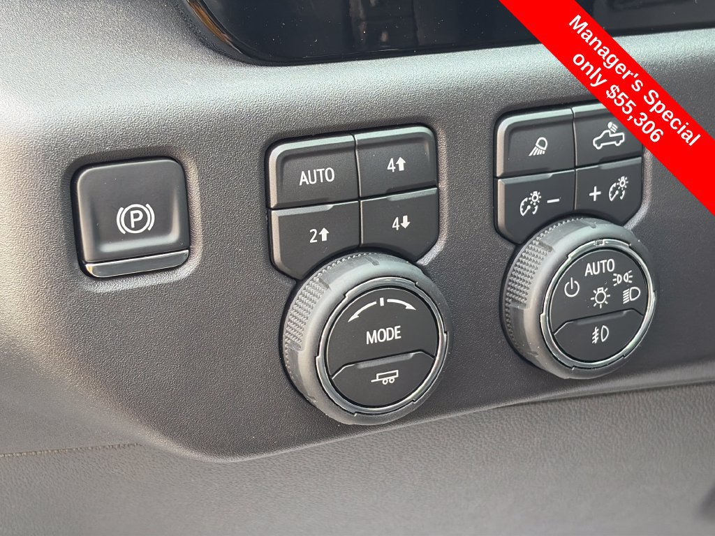 Used 2026 Chevrolet Silverado 1500 LT Trail Boss w/ LT Trail Boss Premium Package AWD/4WD image 17