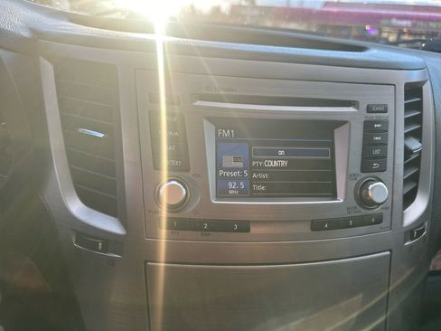 Used 2012 Subaru Outback 3.6R Limited w/ Popular Pkg 1B image 11