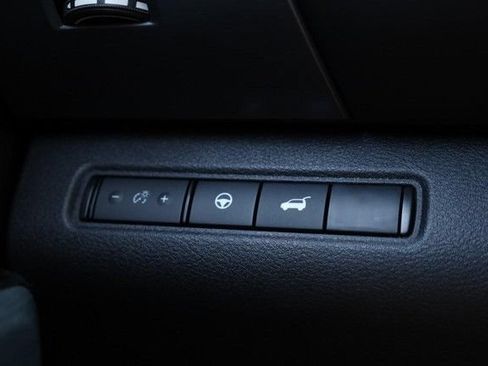 Certified 2025 Nissan Pathfinder SL w/ SL Premium Package AWD/4WD image 23