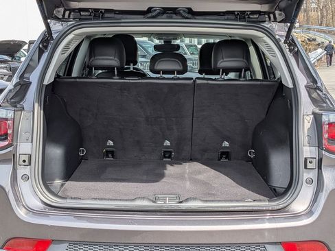 Certified 2021 Jeep Compass Latitude image 5