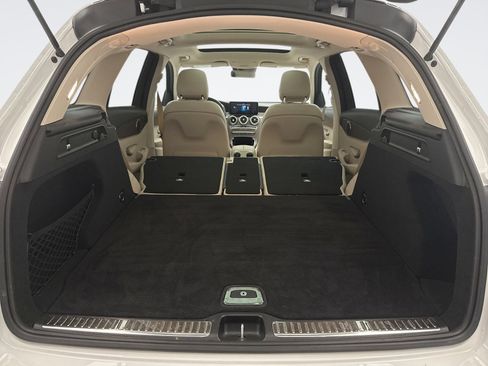 Used 2022 Mercedes-Benz GLC 300 4MATIC image 22