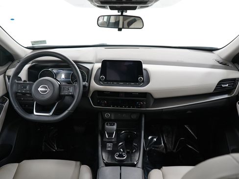Used 2023 Nissan Rogue SV w/ SV Premium B Package AWD/4WD image 13