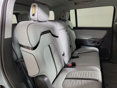 Used 2024 Rivian R1S Launch Edition AWD/4WD image 23