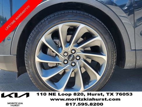 Used 2023 Lincoln Nautilus Reserve w/ Equipment Group 201A AWD/4WD image 17