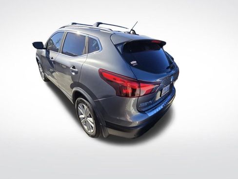Used 2019 Nissan Rogue Sport SV image 5