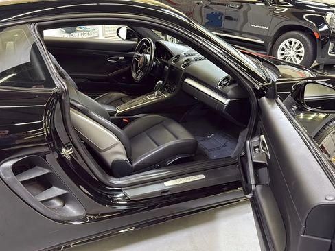 Used 2017 Porsche 718 Cayman S image 15