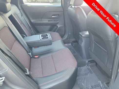Certified 2026 Nissan Kicks SR FWD image 19