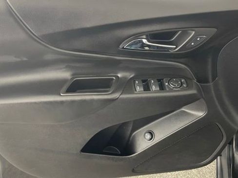 Used 2024 Chevrolet Equinox LT w/ LPO, Floor Liner Package image 33