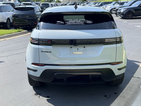 Used 2026 Land Rover Range Rover Evoque S AWD/4WD image 6