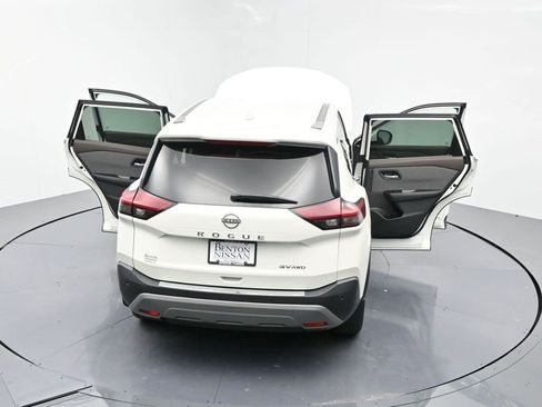 Used 2022 Nissan Rogue SV image 24