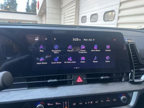 New 2025 Kia Sportage X-Pro Prestige image 22