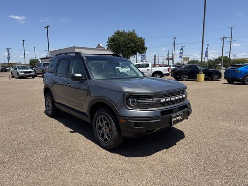 New 2024 Ford Bronco Sport Badlands w/ Premium Package image 9