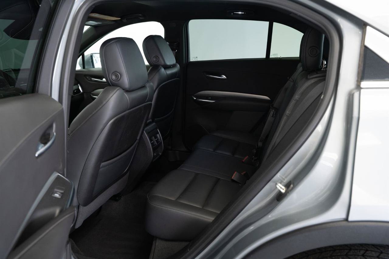 Used 2023 Cadillac XT4 Premium Luxury AWD/4WD image 19