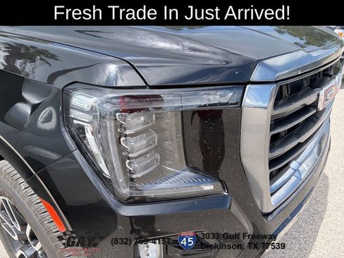 Used 2022 GMC Yukon XL AT4 w/ Max Trailering Package AWD/4WD image 5