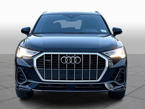 Used 2025 Audi Q3 2.0T Premium w/ Convenience Package image 3