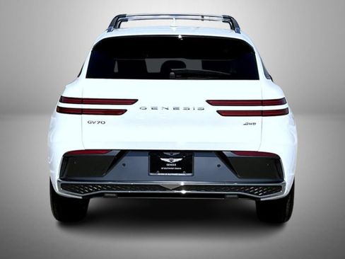 Certified 2026 Genesis GV70 2.5T Select AWD/4WD image 6