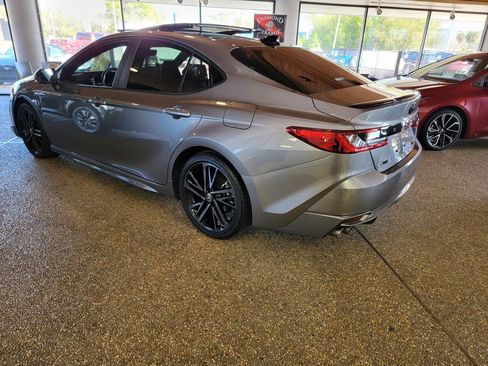 Used 2025 Toyota Camry XSE w/ Premium Plus Package image 3