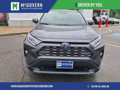 Used 2020 Toyota RAV4 Limited w/ Limited Grade Weather Package AWD/4WD image 5