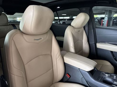 Used 2024 Cadillac XT4 Premium Luxury w/ LPO, Floor Liner Package FWD image 27