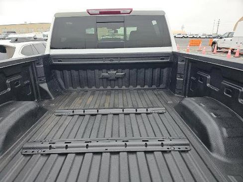 Used 2023 Chevrolet Silverado 2500 LTZ w/ LTZ Convenience Package image 19