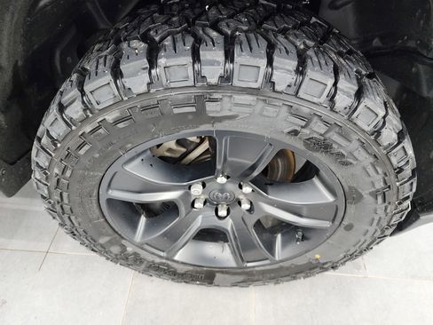 Used 2021 RAM 1500 Big Horn image 3