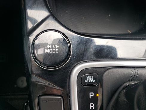 Certified 2024 Kia Seltos S AWD/4WD image 21
