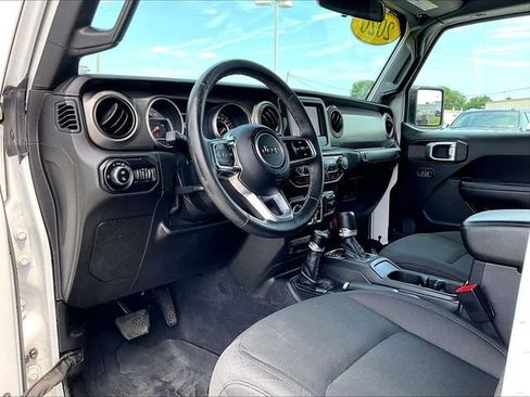 Used 2020 Jeep Gladiator Sport w/ Quick Order Package 24S AWD/4WD image 8