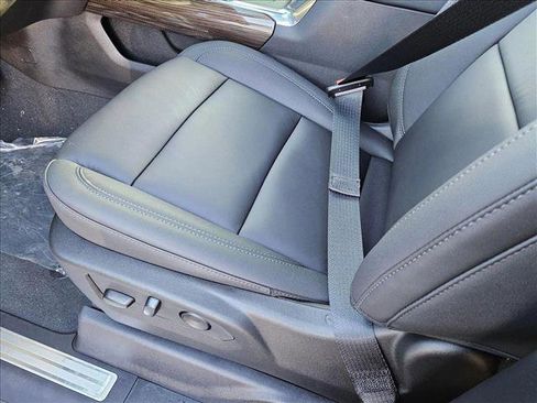 New 2025 Chevrolet Silverado 1500 LT w/ Safety Package image 4