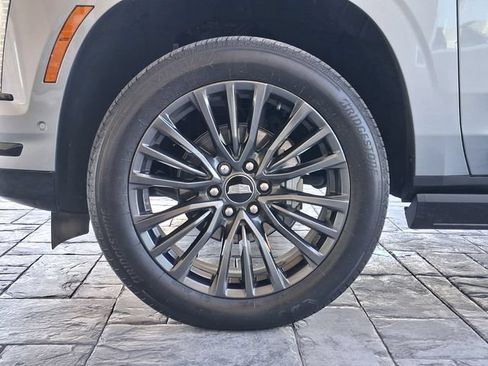 Used 2026 Cadillac Escalade Platinum Sport w/ LPO, Floor Liner Package RWD image 28