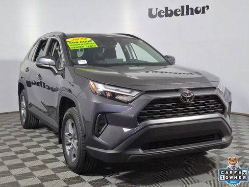 Certified 2022 Toyota RAV4 XLE w/ Convenience Package AWD/4WD image 1