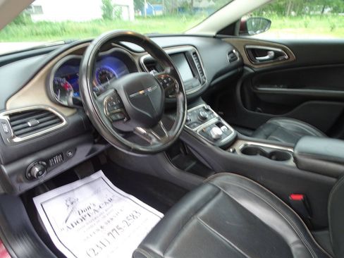 Used 2016 Chrysler 200 C w/ Premium Group FWD image 10
